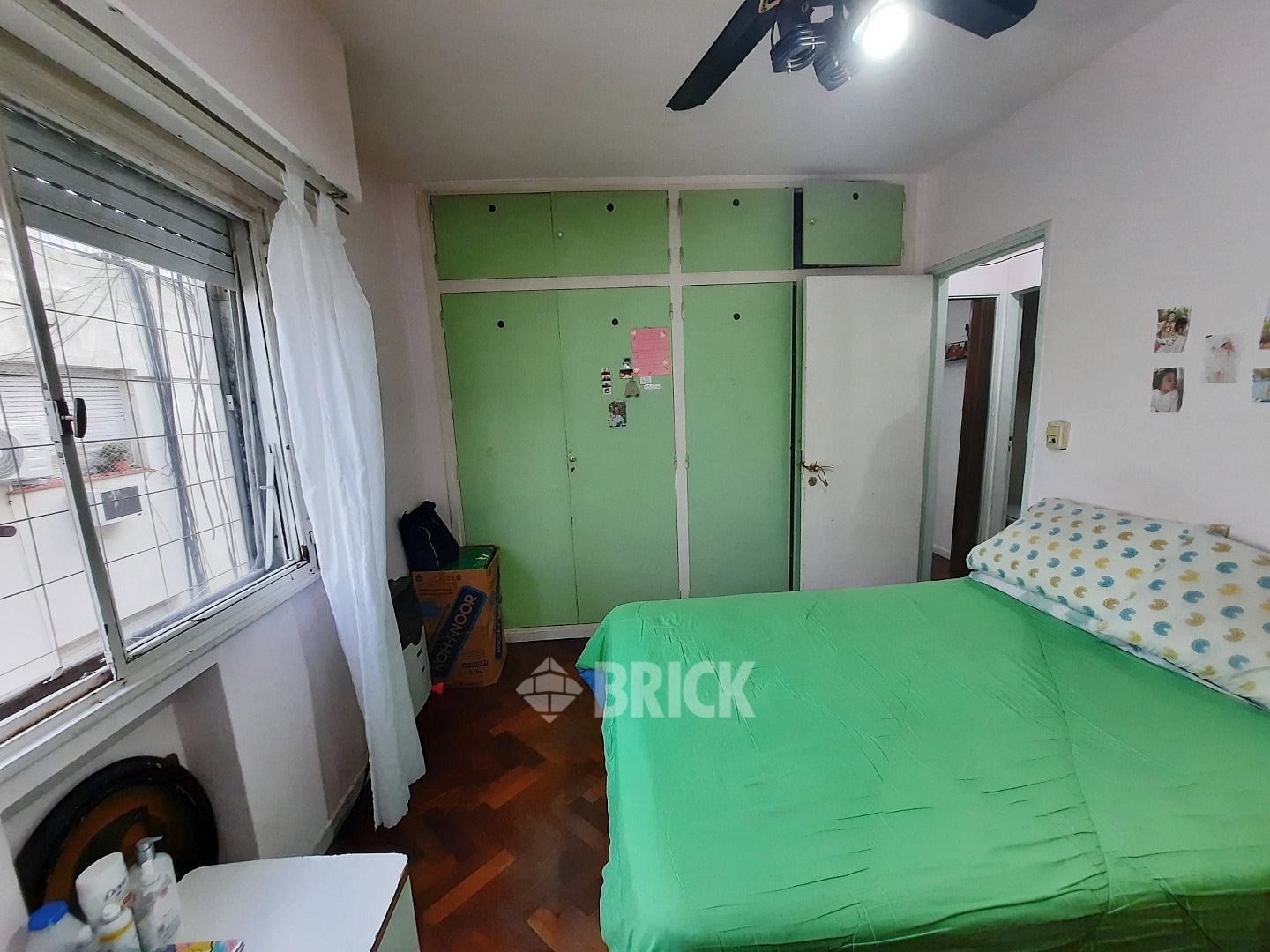 YRIGOYEN, HIPOLITO al 2900 Piso 9 10