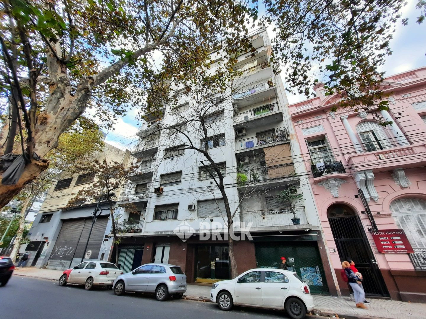 YRIGOYEN, HIPOLITO al 2900 Piso 9 28