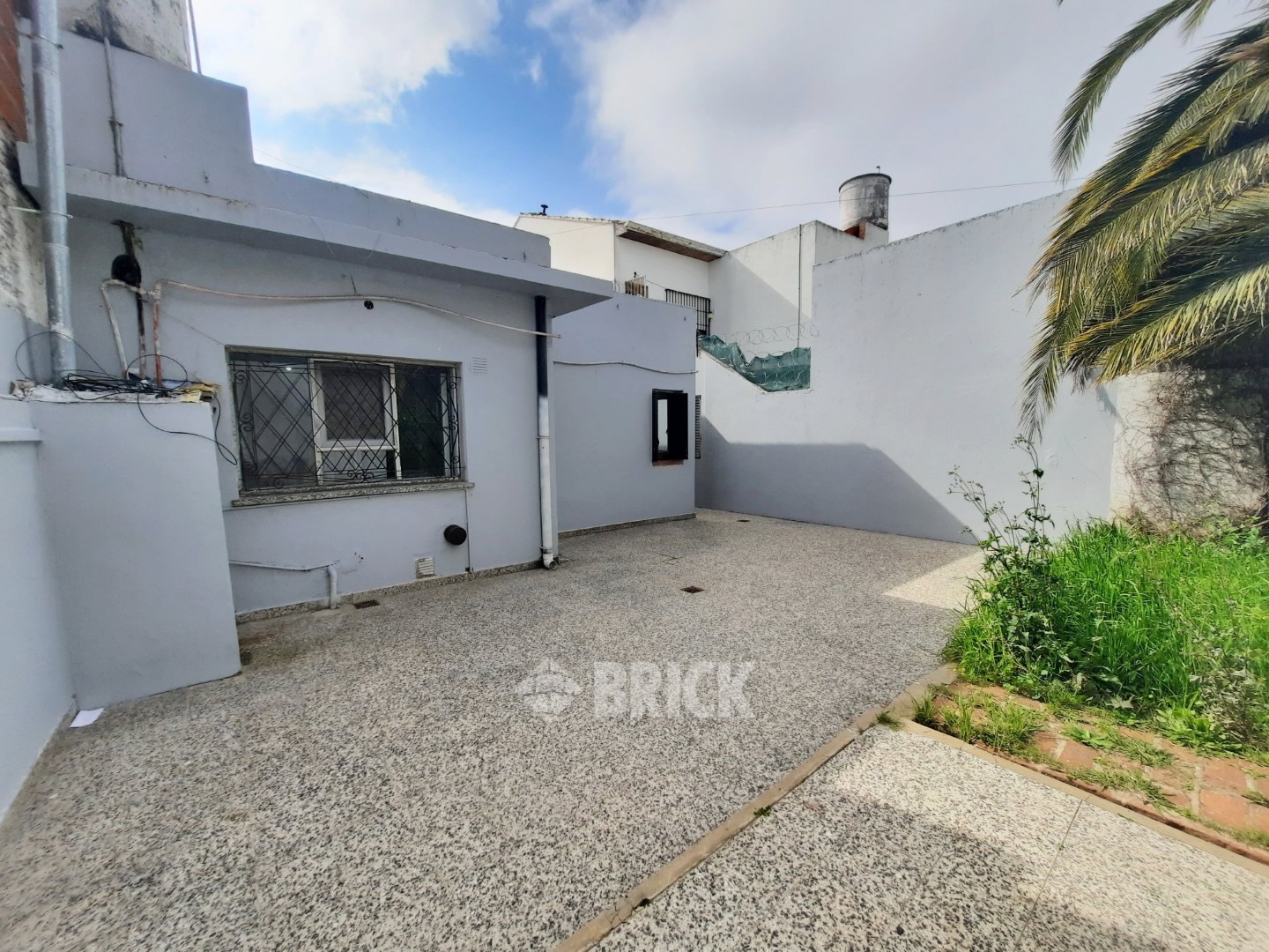 ZAPIOLA, AV. al 800 25