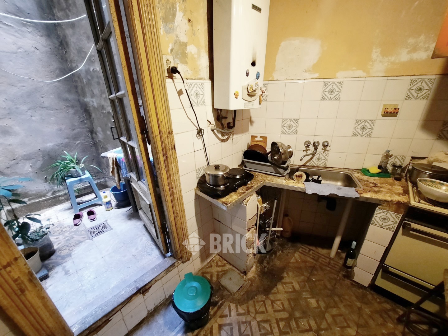 LAPRIDA al 1200 Piso PB 15