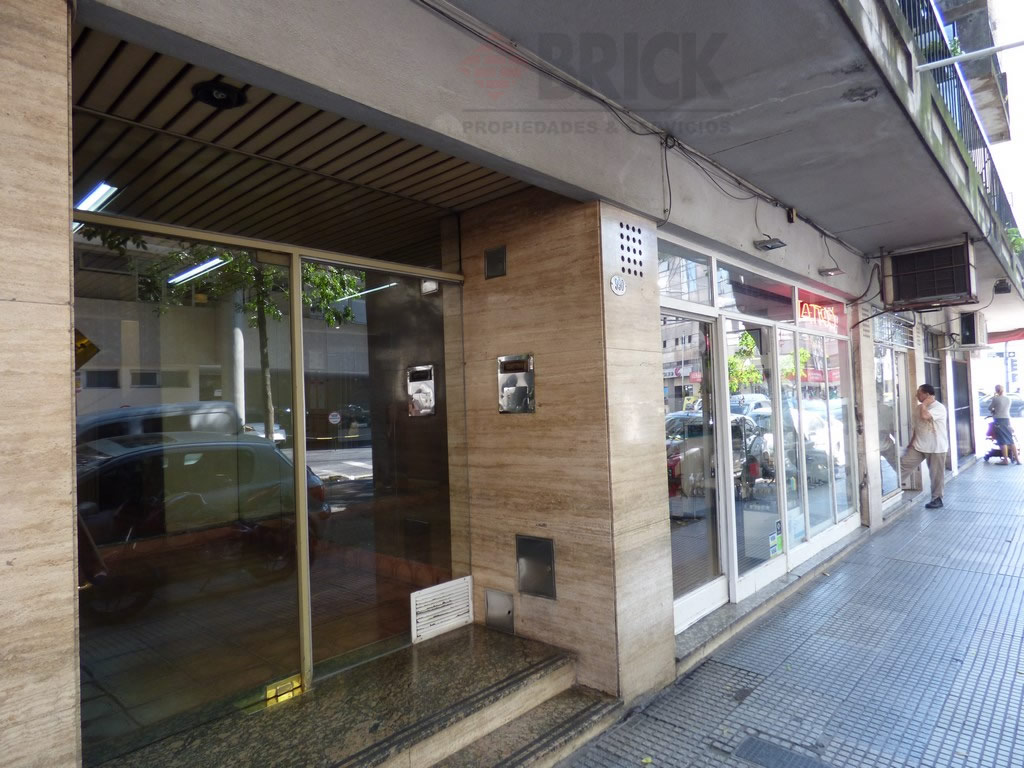ECUADOR al 900 Piso 4 30