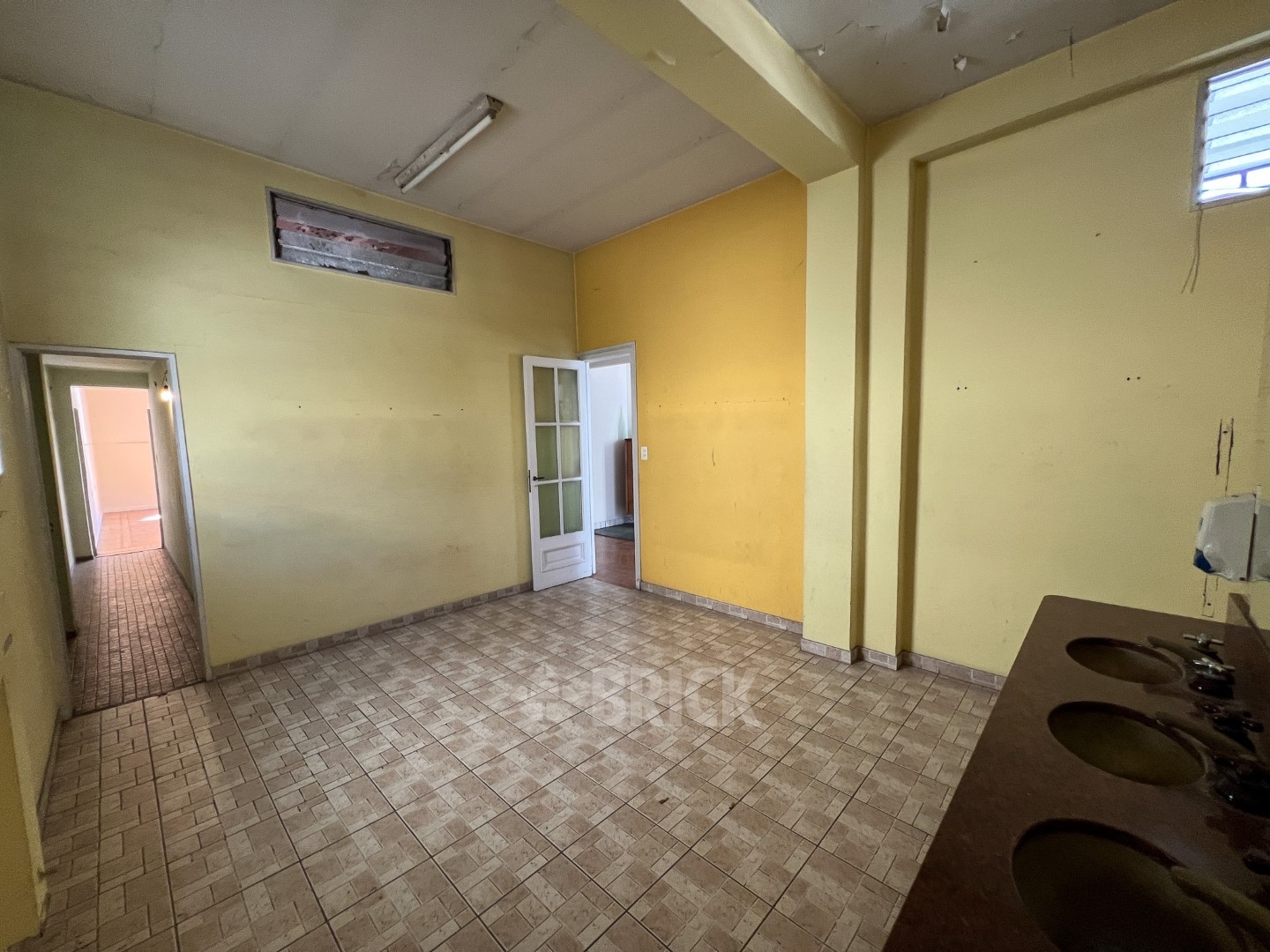 LACROZE, FEDERICO, AV. al 2400 Piso 1 26