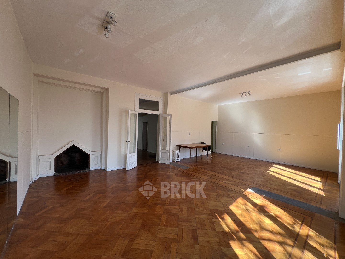 LACROZE, FEDERICO, AV. al 2400 Piso 1 34