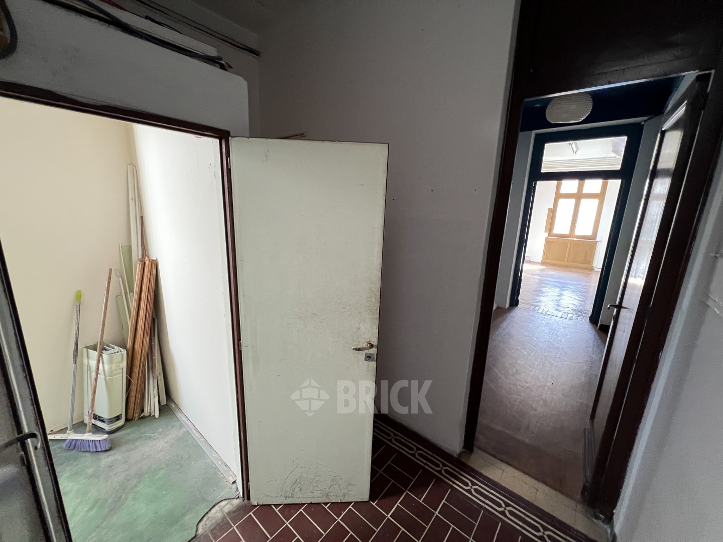 LACROZE, FEDERICO, AV. al 2400 Piso 1 44