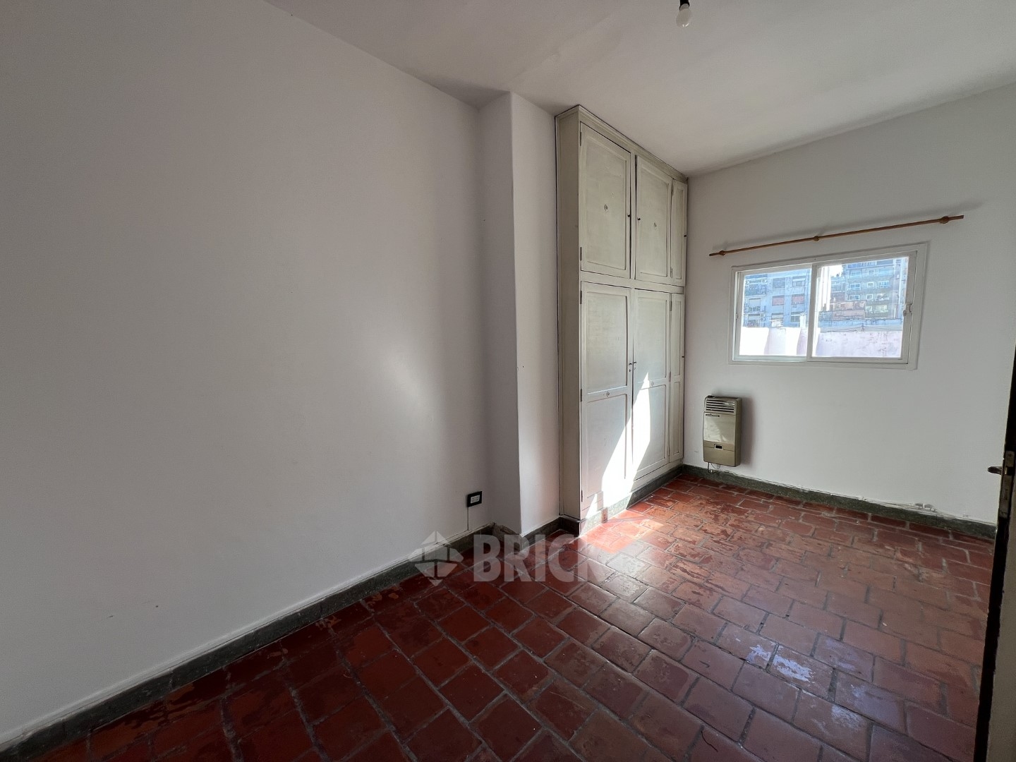 LACROZE, FEDERICO, AV. al 2400 Piso 1 54