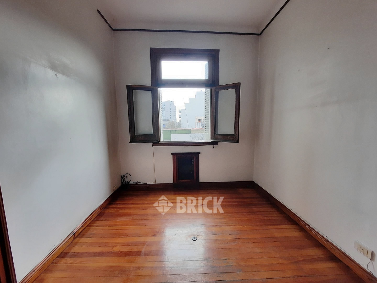 SANTIAGO DEL ESTERO al 1000 Piso 3 6