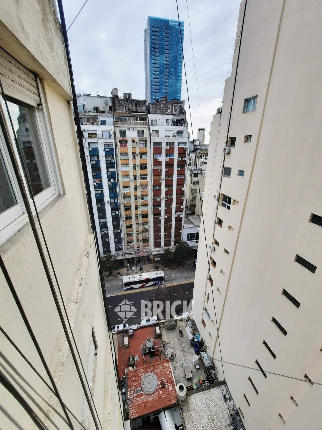 SUIPACHA al 700 Piso 12 11