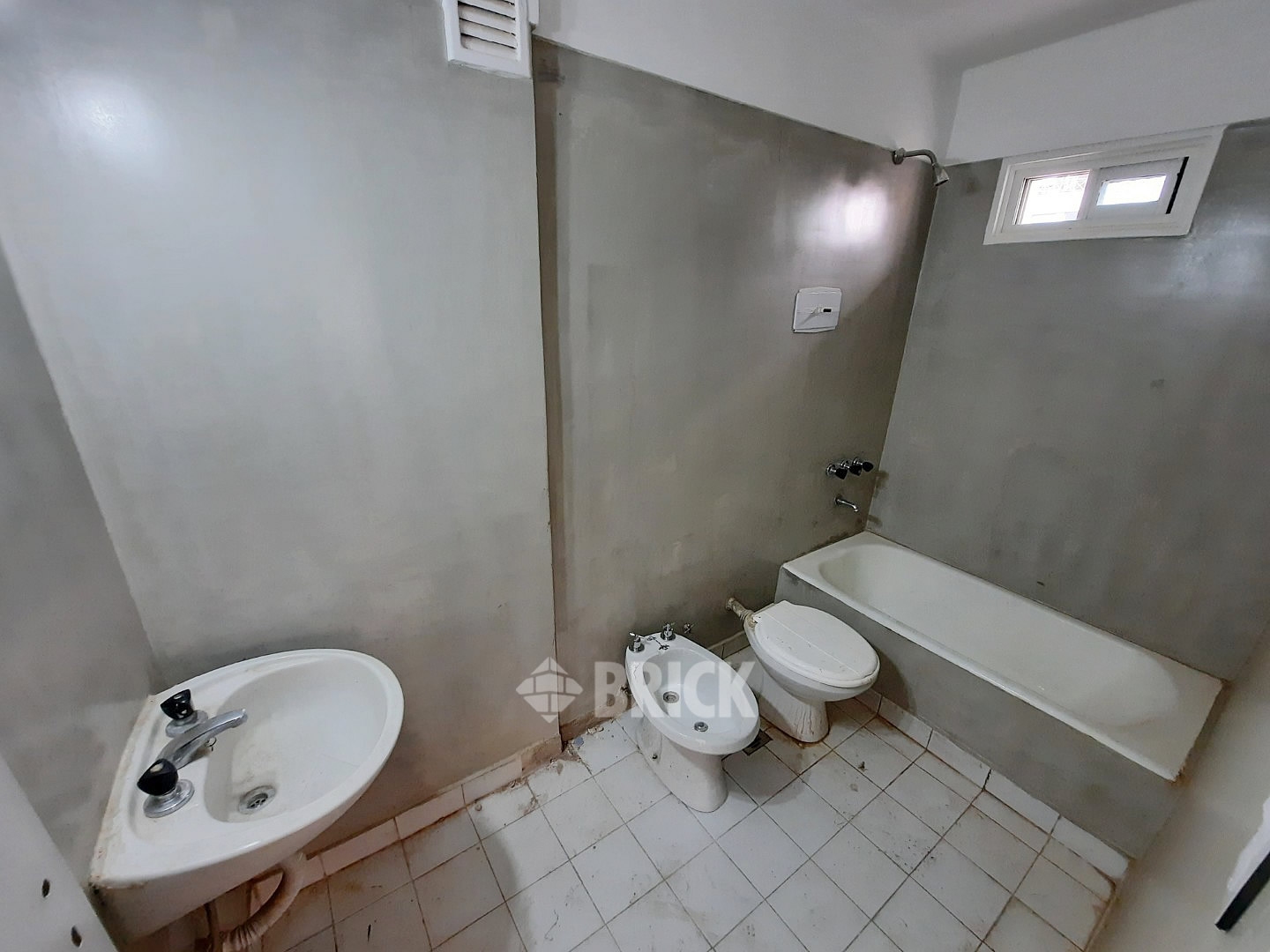 SUIPACHA al 700 Piso 12 16