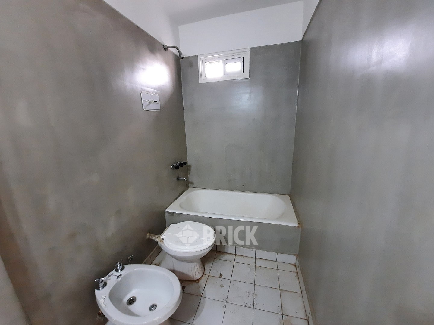 SUIPACHA al 700 Piso 12 17