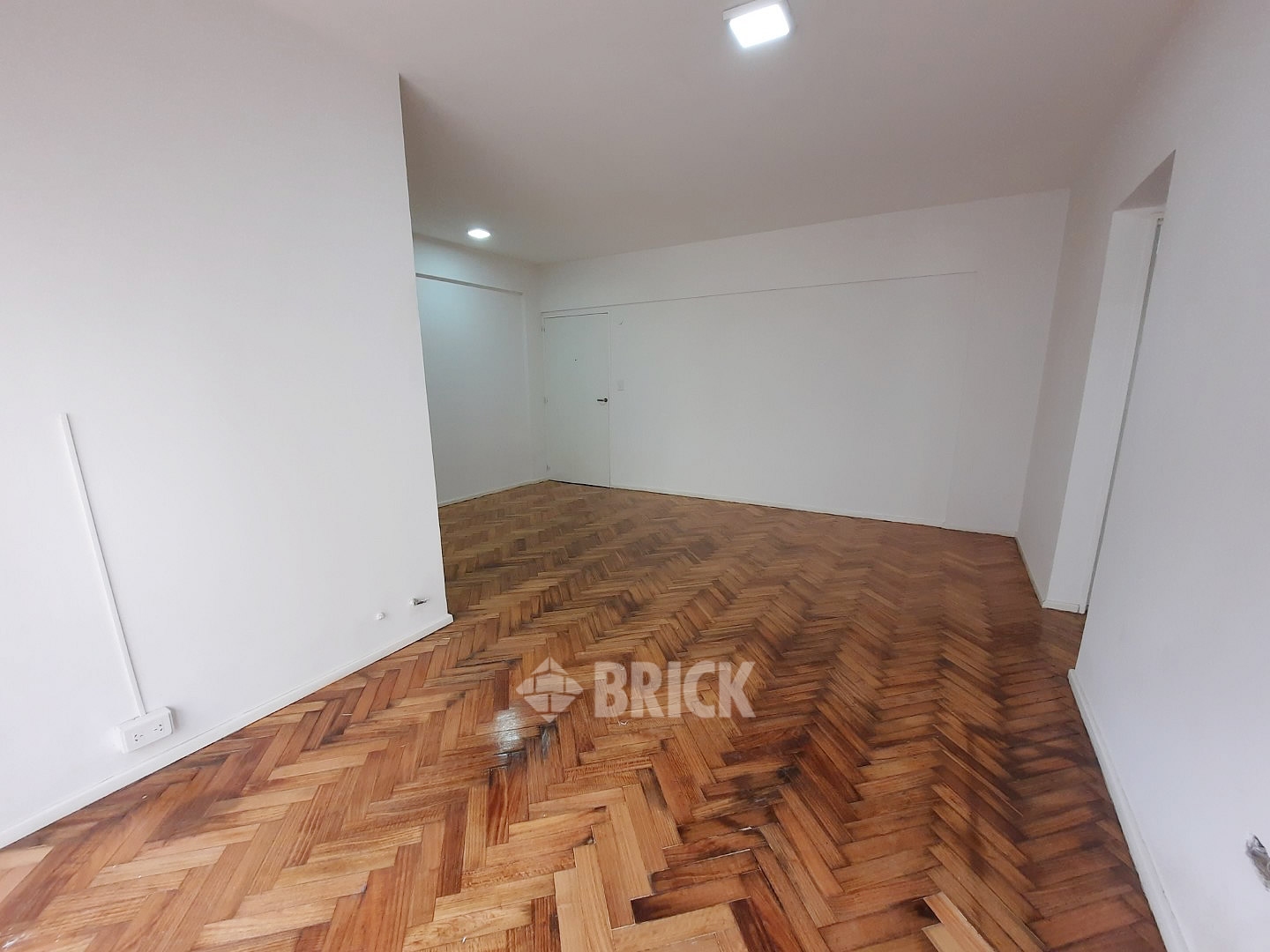 SUIPACHA al 700 Piso 12 6