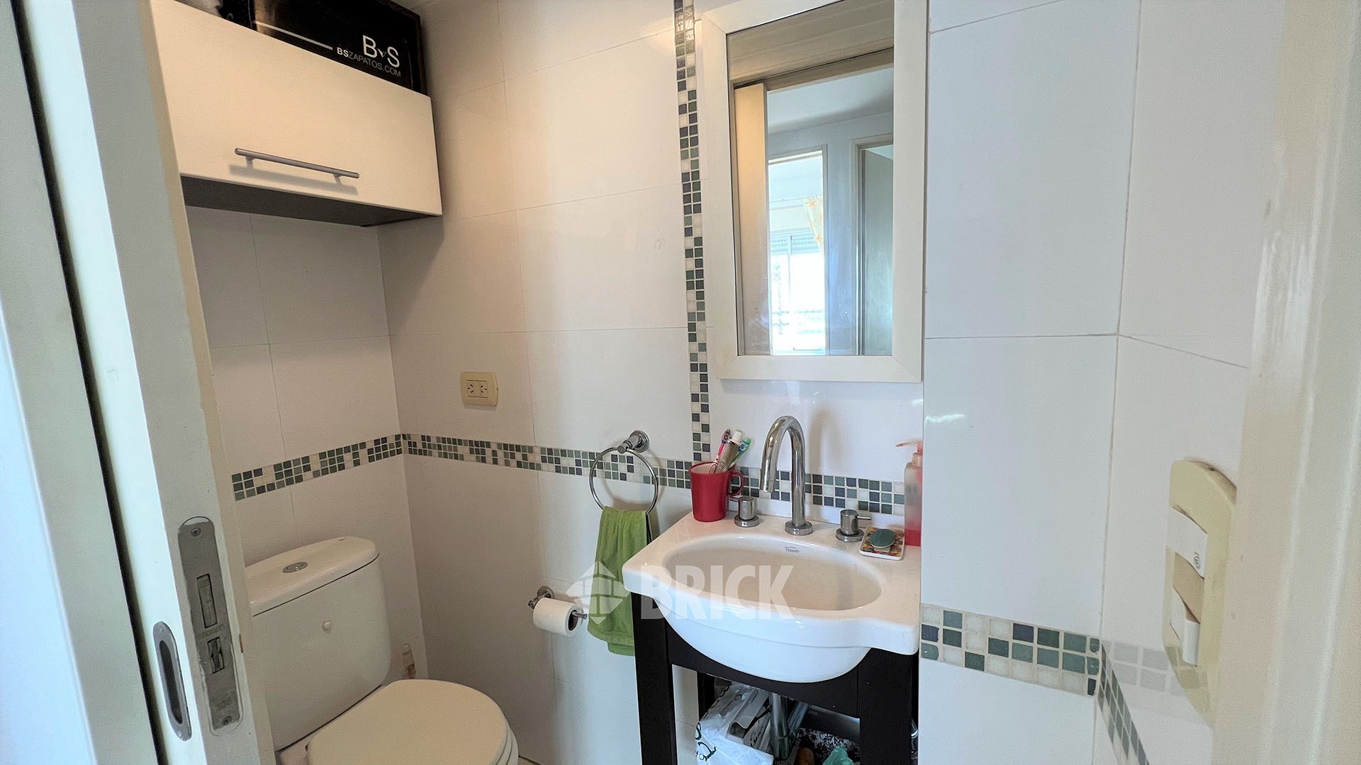 AVELLANEDA, AV. al 1700 Piso 7 15