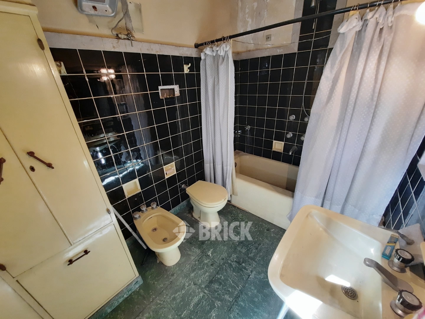 PICHINCHA al 1400 44