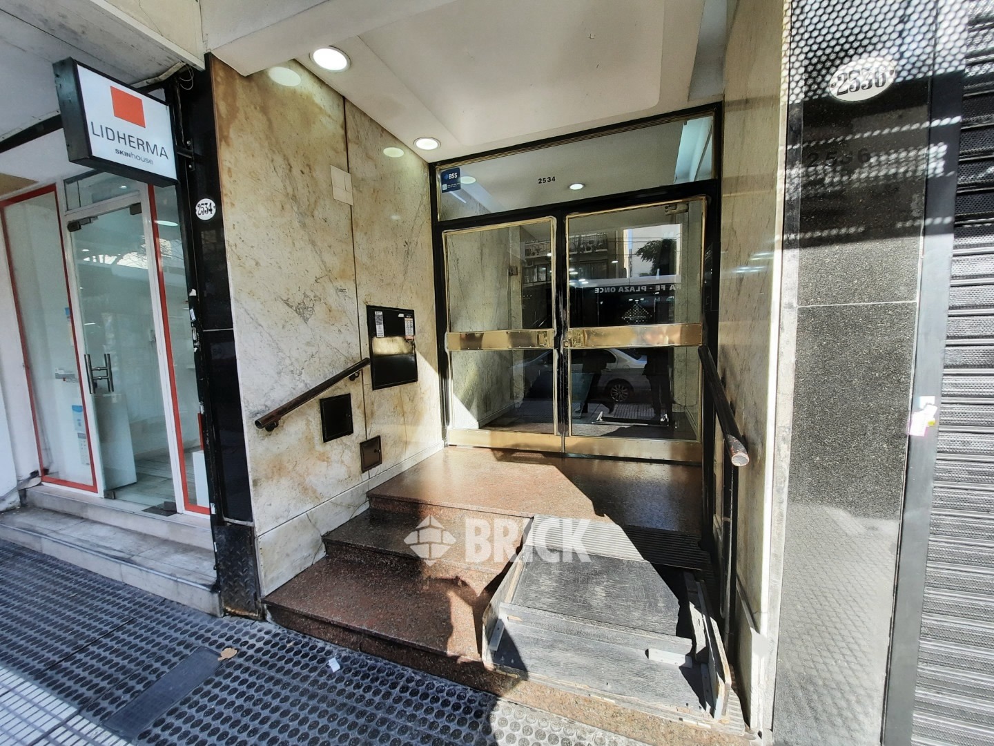 SANTA FE, AV. al 2500 Piso 9 26