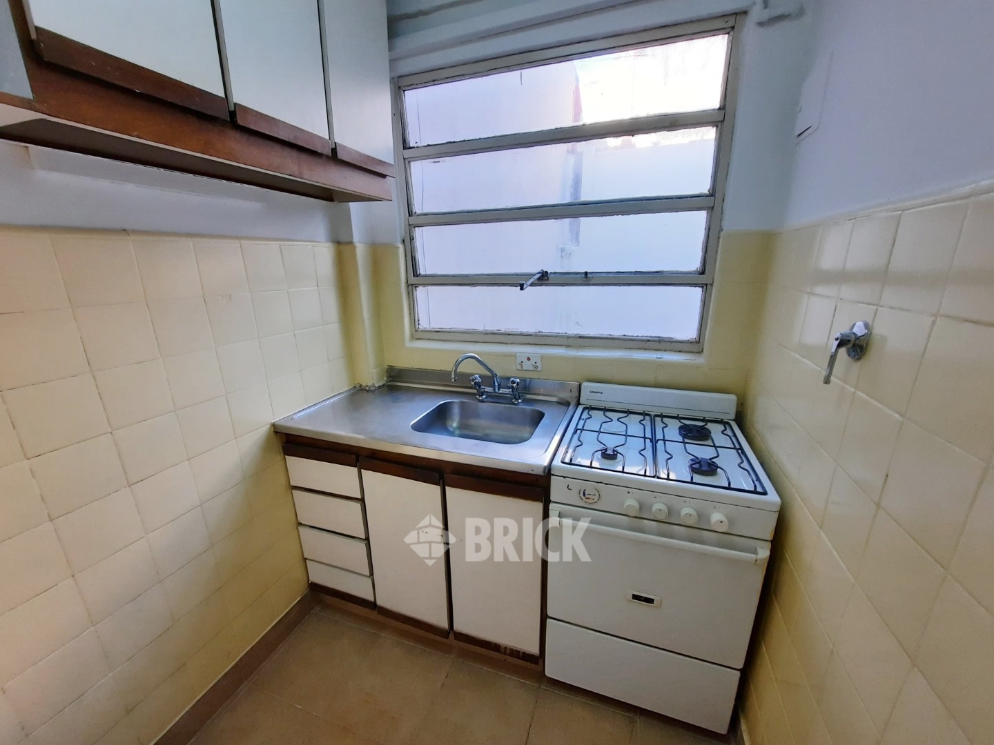 FRIAS, EUSTAQUIO al 200 Piso 8 12