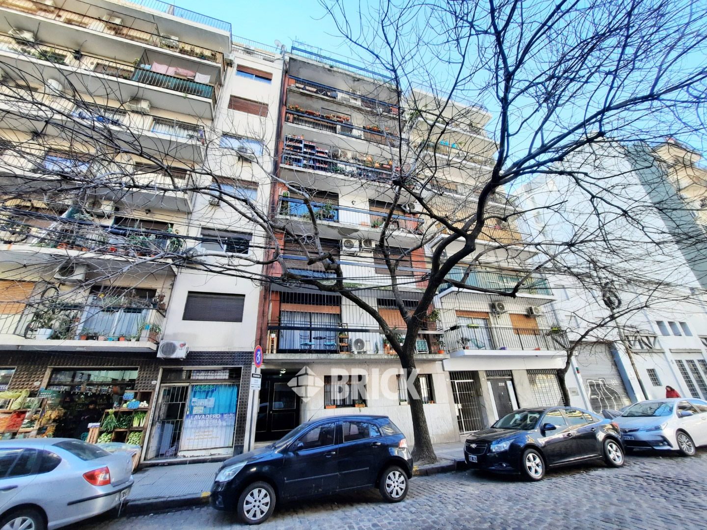 FRIAS, EUSTAQUIO al 200 Piso 8 18