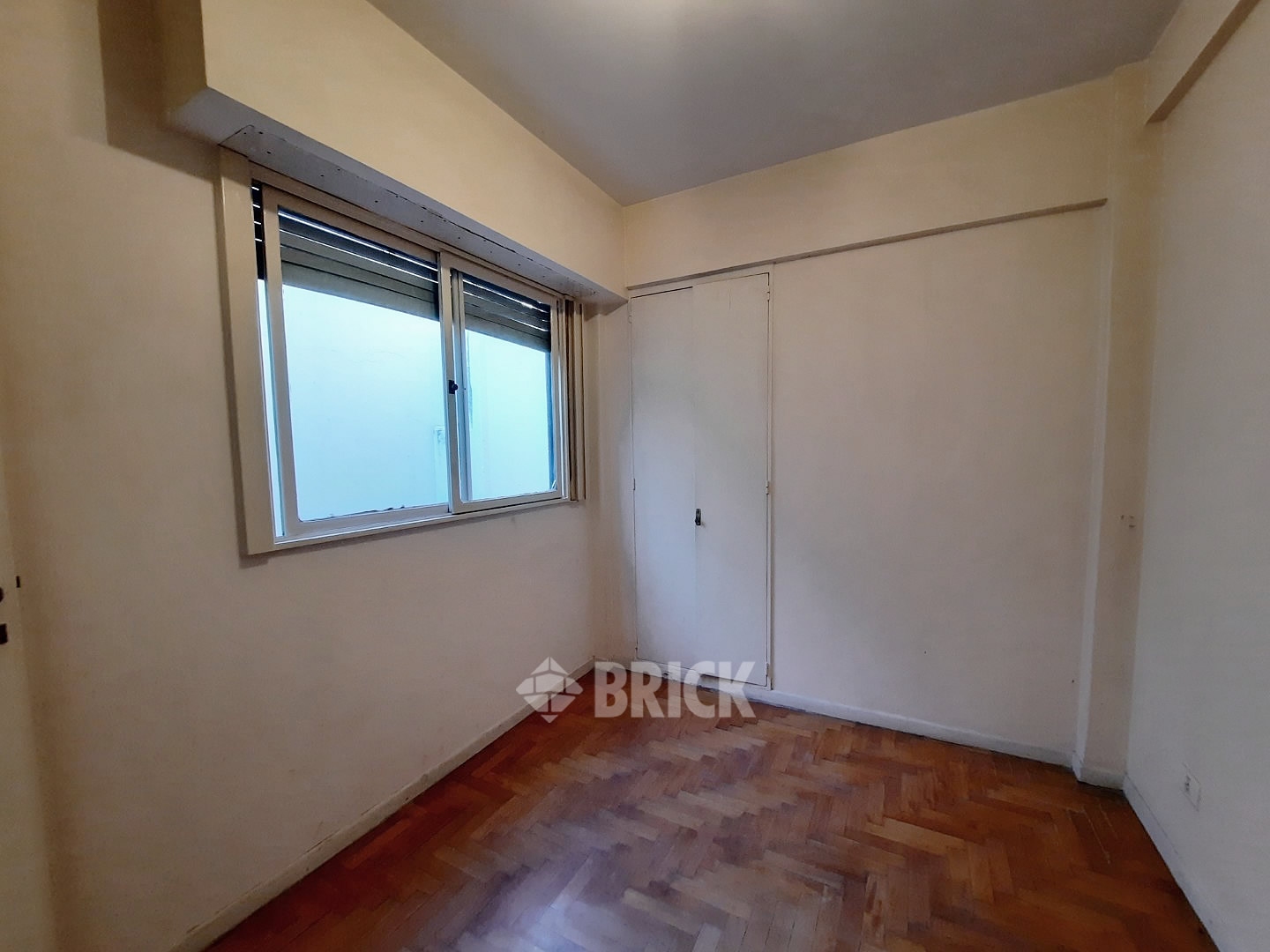 FRIAS, EUSTAQUIO al 200 Piso 8 6