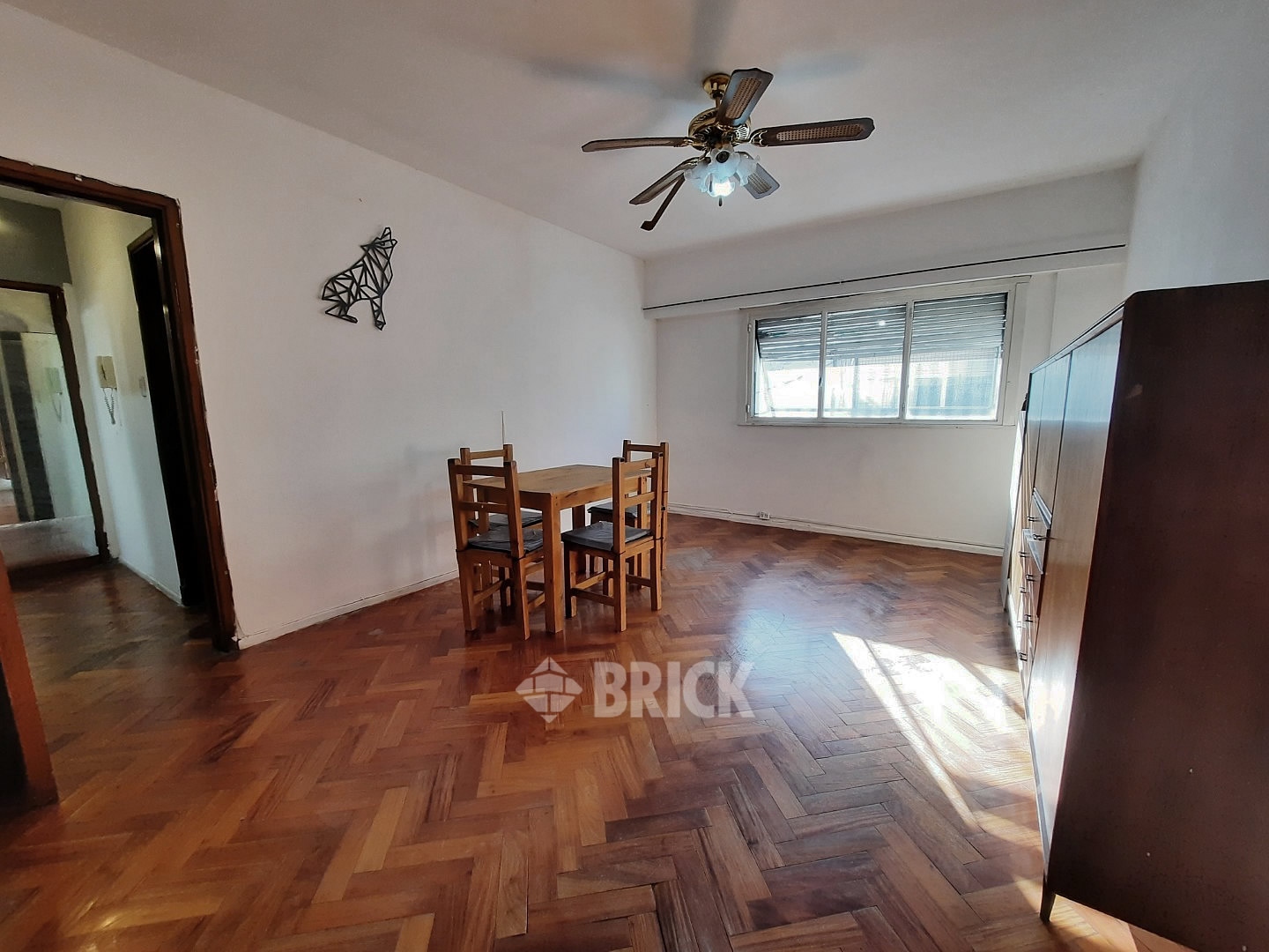 MITRE, BARTOLOME al 2200 Piso 9 1