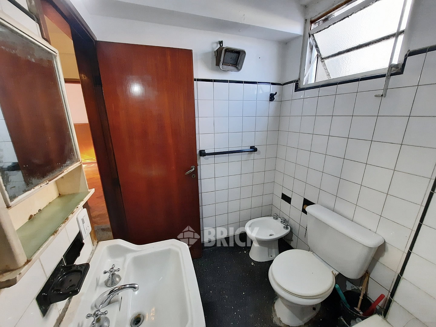 MITRE, BARTOLOME al 2200 Piso 9 11