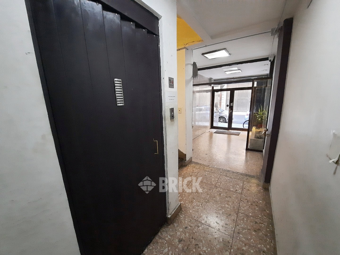 MITRE, BARTOLOME al 2200 Piso 9 22