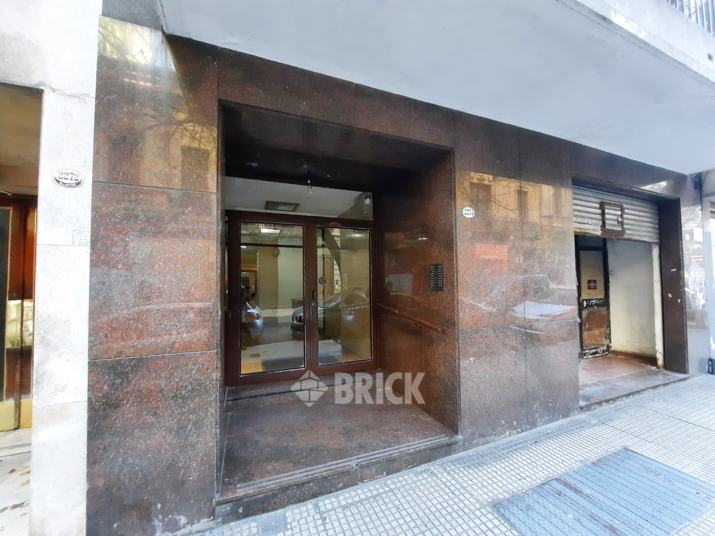 MITRE, BARTOLOME al 2200 Piso 9 24