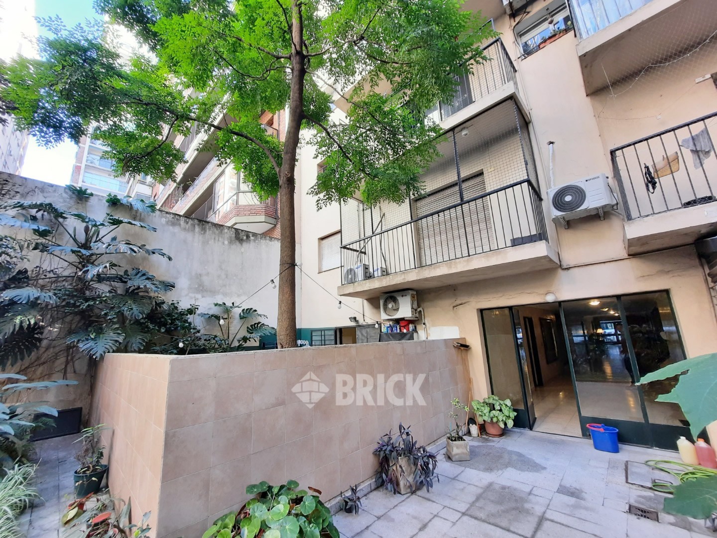 CORONEL DIAZ, AV. al 2100 Piso PB 27