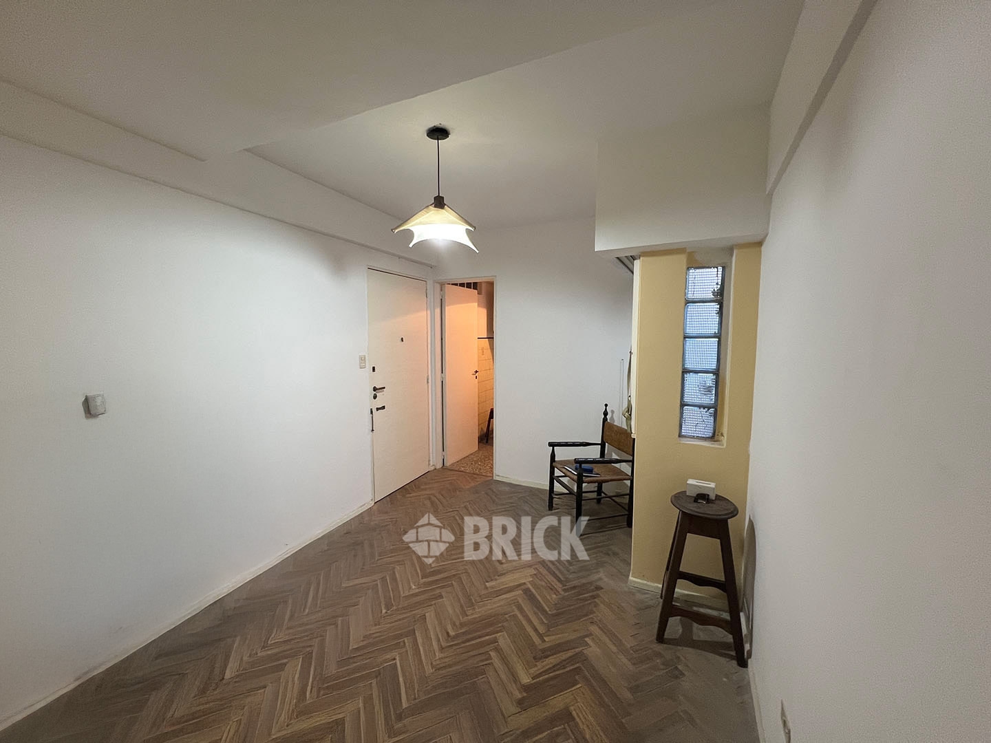 ALBERDI, JUAN B., AV. al 800 Piso 7 3