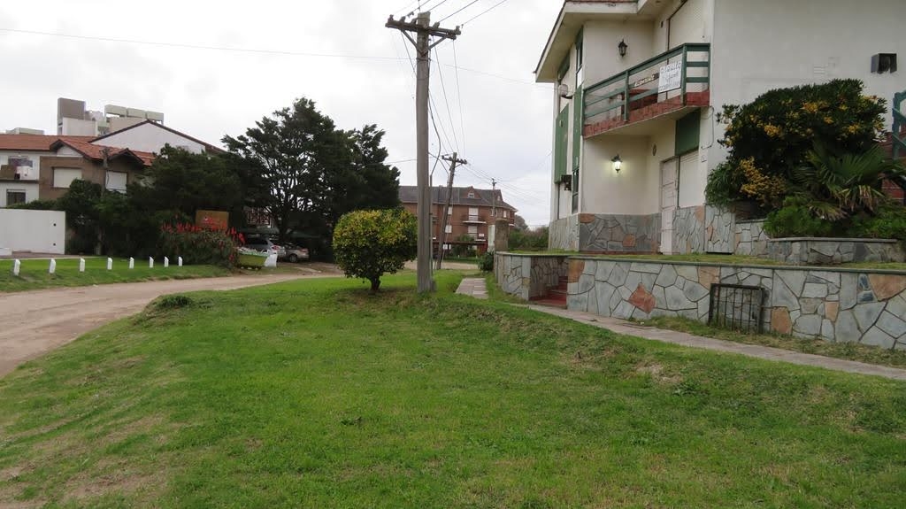 AVENIDA 1 al 3900 Piso PB 16