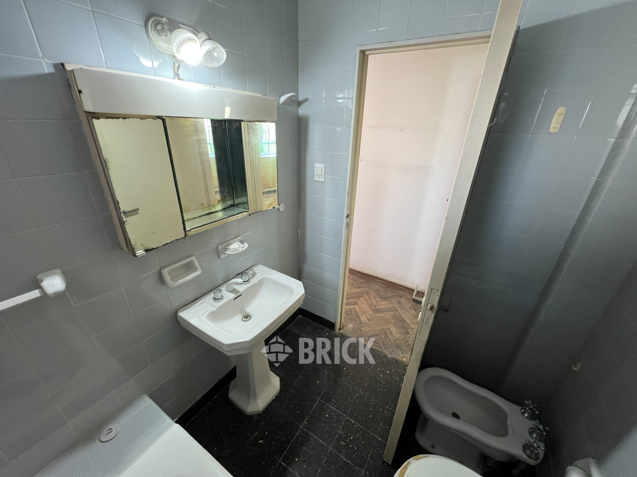 NEUQUEN al 1700 Piso 9 10