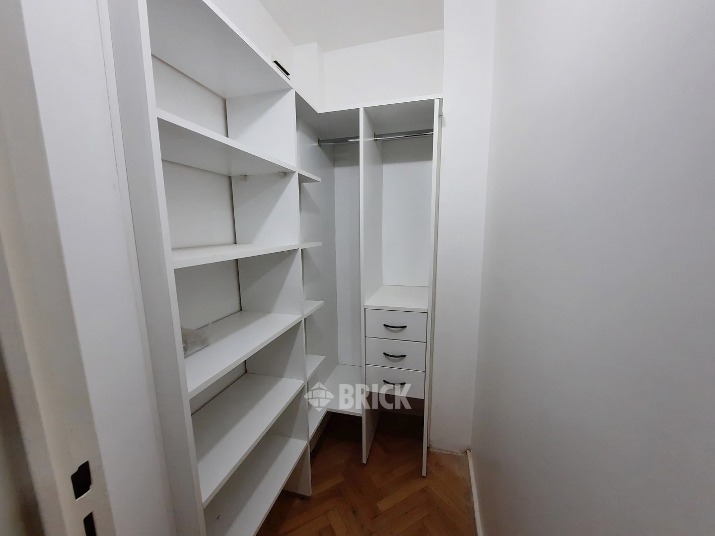 SINCLAIR al 3000 Piso 2 7