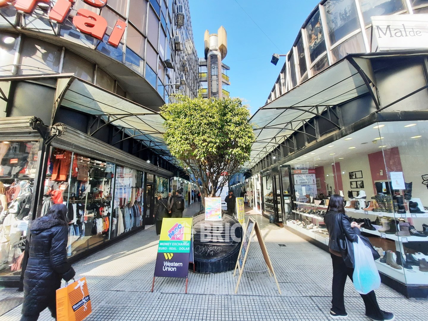 CORRIENTES, AV. al 2500 Piso PB Local 24 20