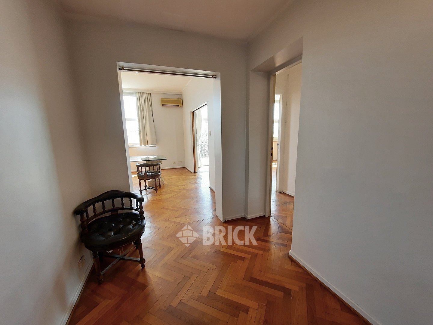 YRIGOYEN, HIPOLITO al 1500 Piso 5 13