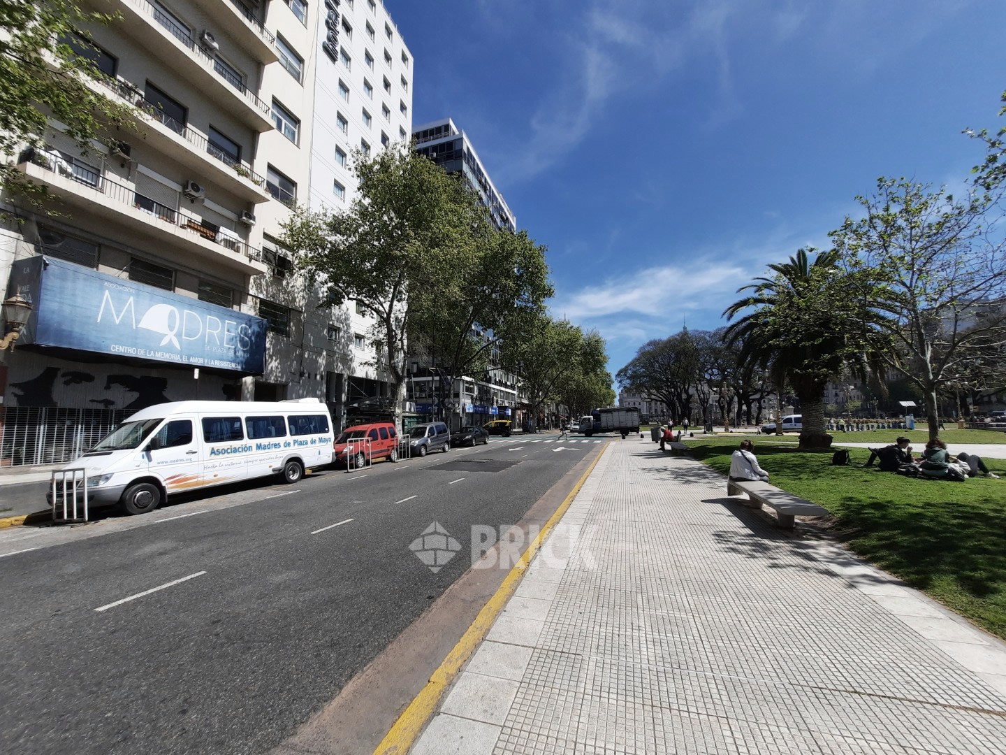 YRIGOYEN, HIPOLITO al 1500 Piso 5 58