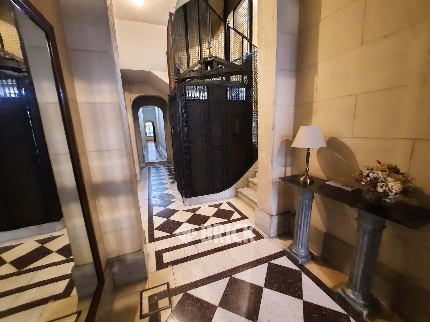 TUCUMAN al 2300 Piso 3 24