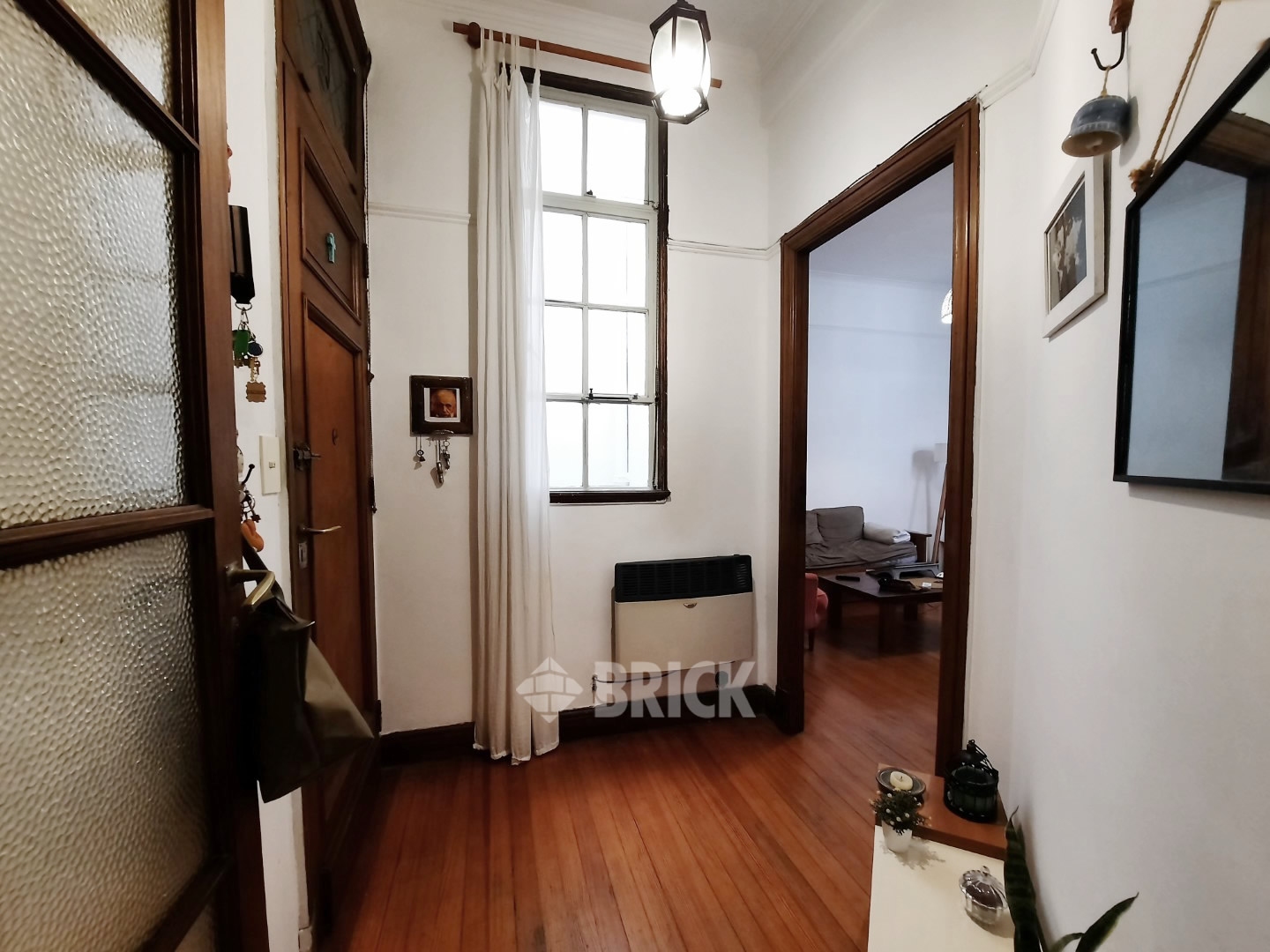 TUCUMAN al 2300 Piso 3 5