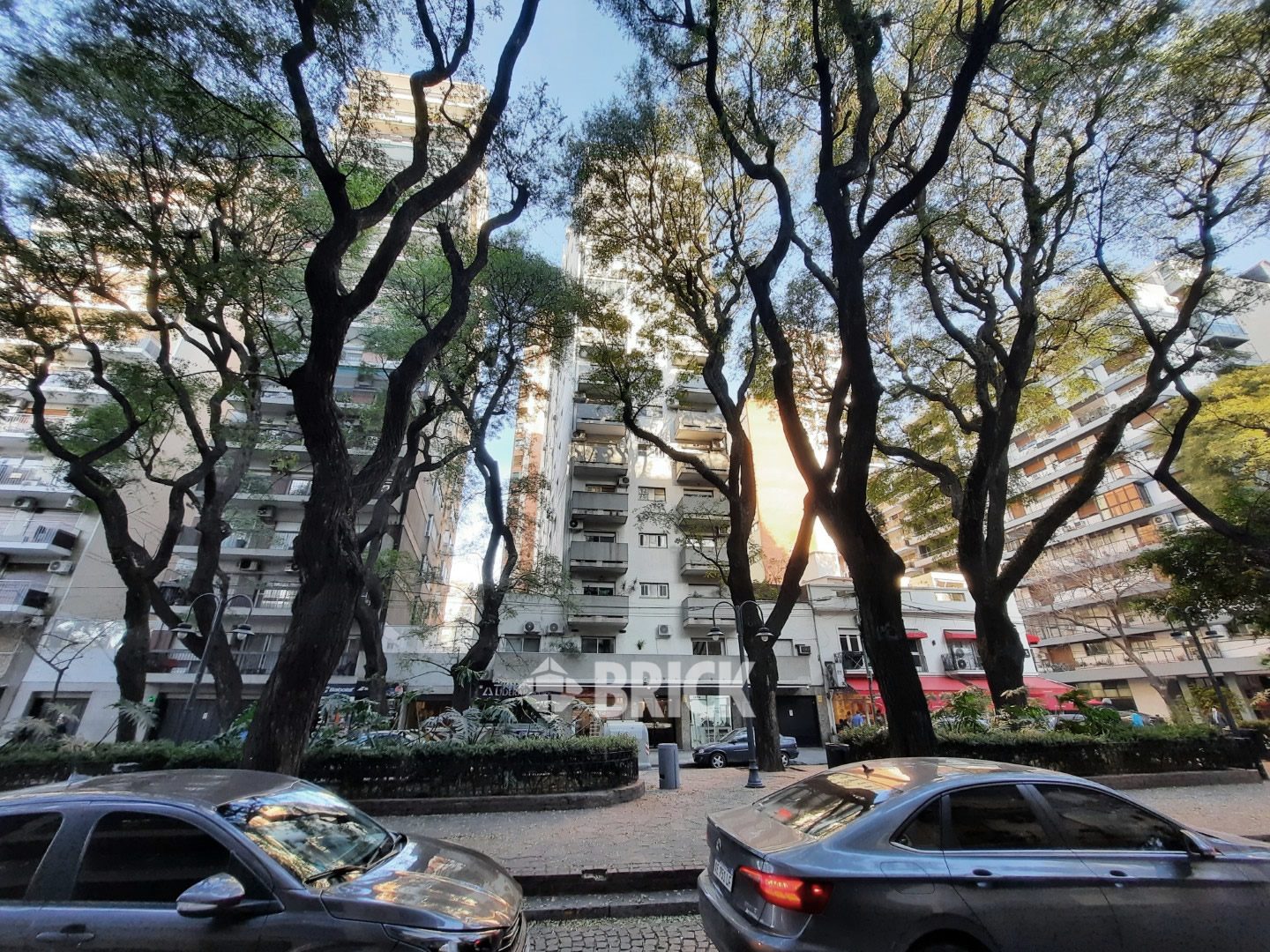 OLLEROS, AV. al 1600 Piso 8 29