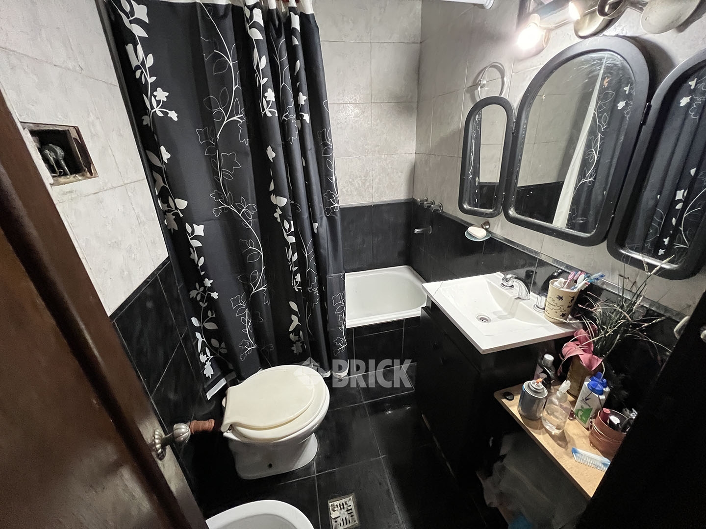 AVELLANEDA, AV. al 3900 Piso 1 11