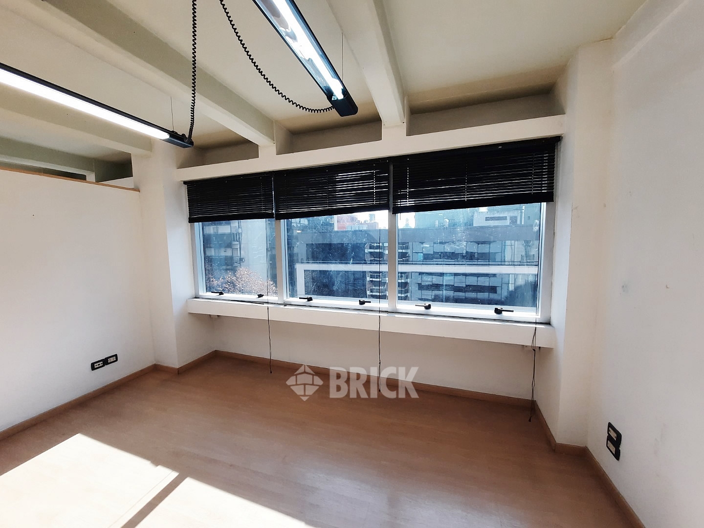 CORRIENTES, AV. al 1800 Piso 7 5