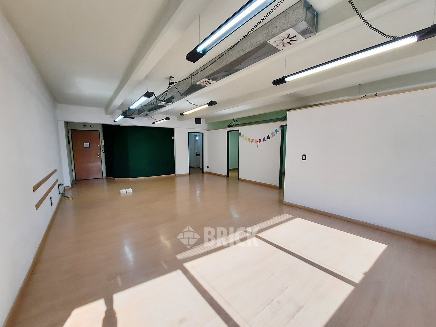 CORRIENTES, AV. al 1800 Piso 7 8