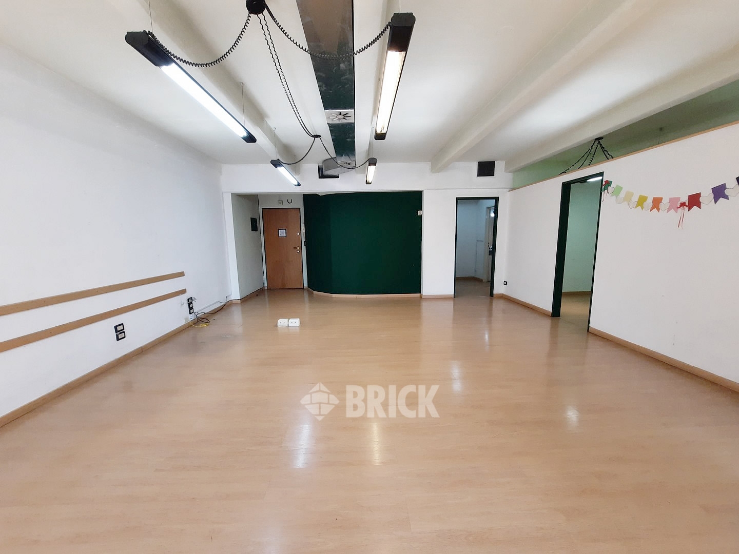 CORRIENTES, AV. al 1800 Piso 7 9