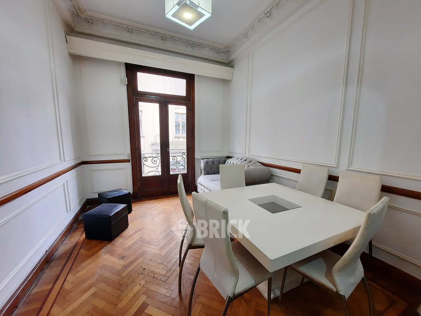 URUGUAY al 100 Piso 2 1