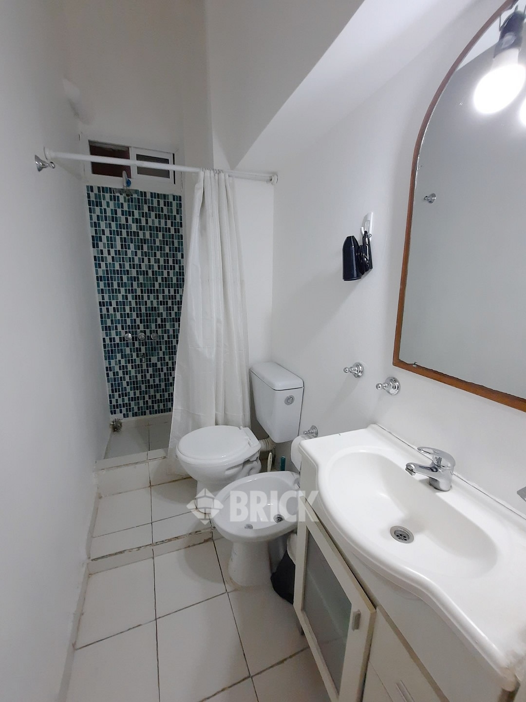 URUGUAY al 100 Piso 2 22