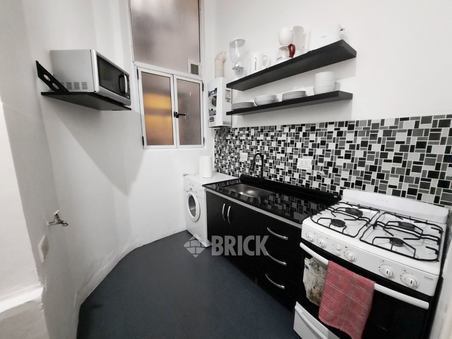 URUGUAY al 100 Piso 2 24