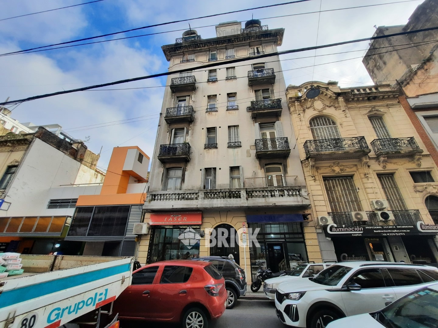 URUGUAY al 100 Piso 2 32