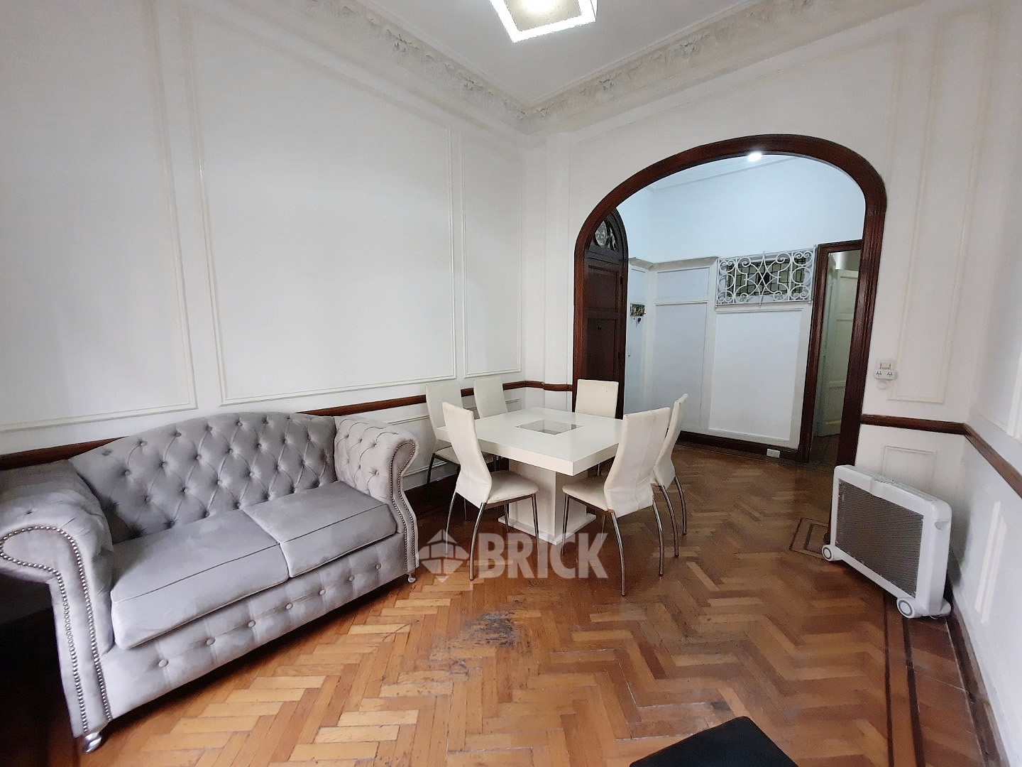 URUGUAY al 100 Piso 2 4