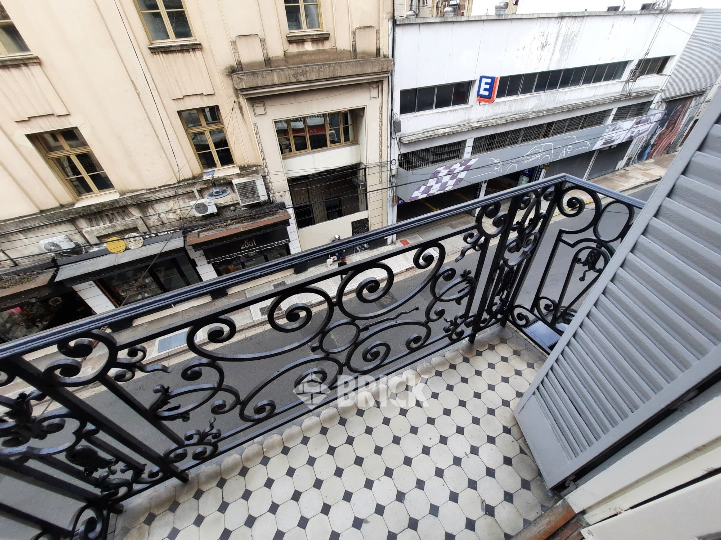 URUGUAY al 100 Piso 2 7