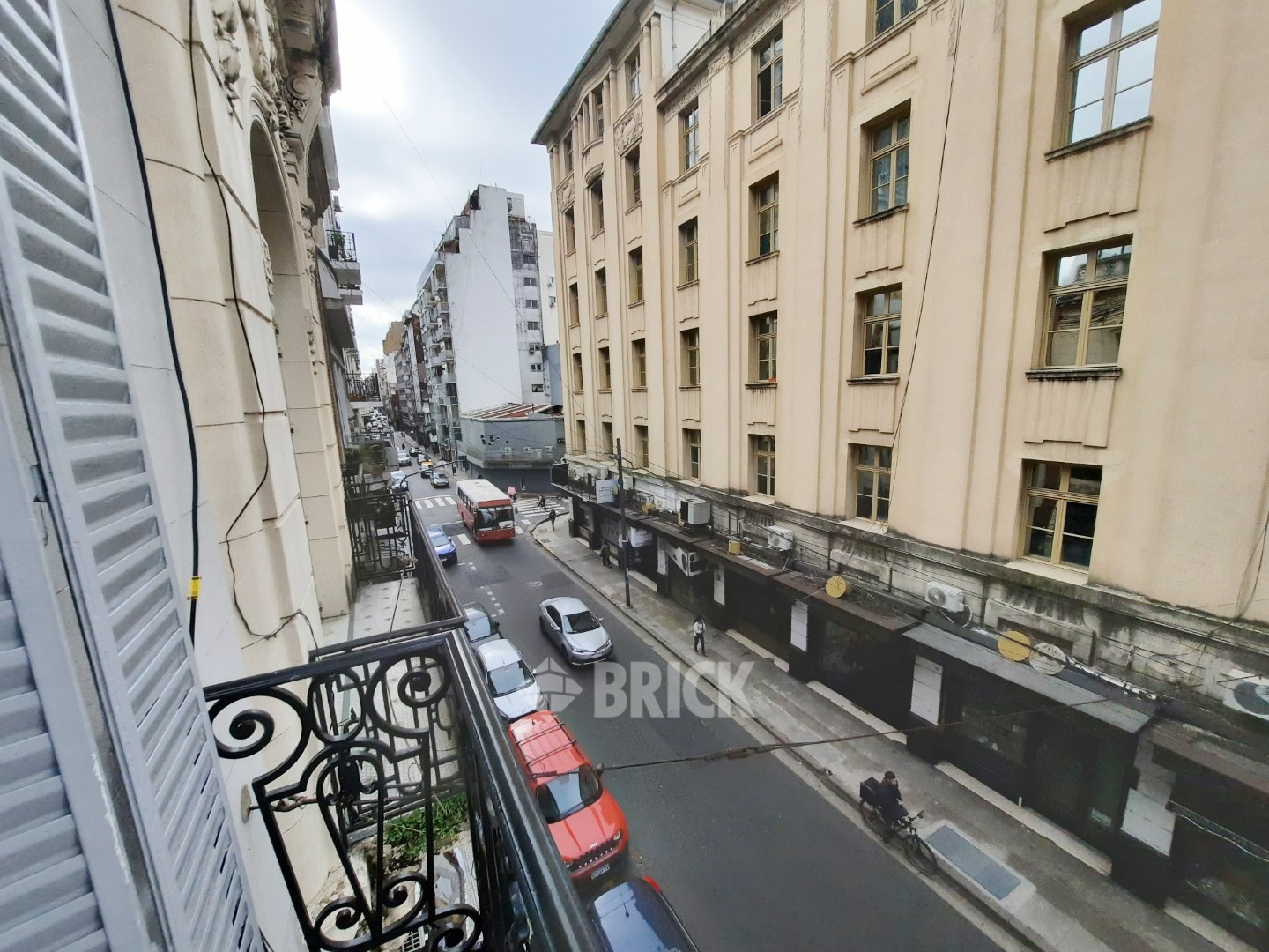 URUGUAY al 100 Piso 2 9