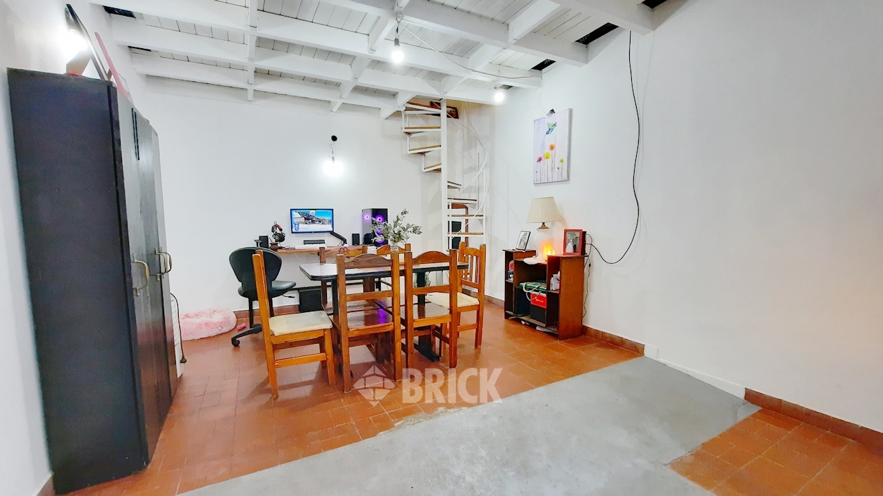 RODRIGUEZ, MANUEL al 1500 Piso 1 1