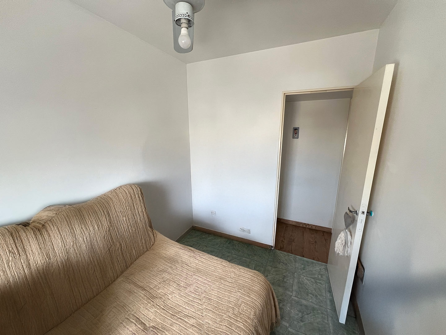 CALVO, CARLOS al 2100 Piso 14 8