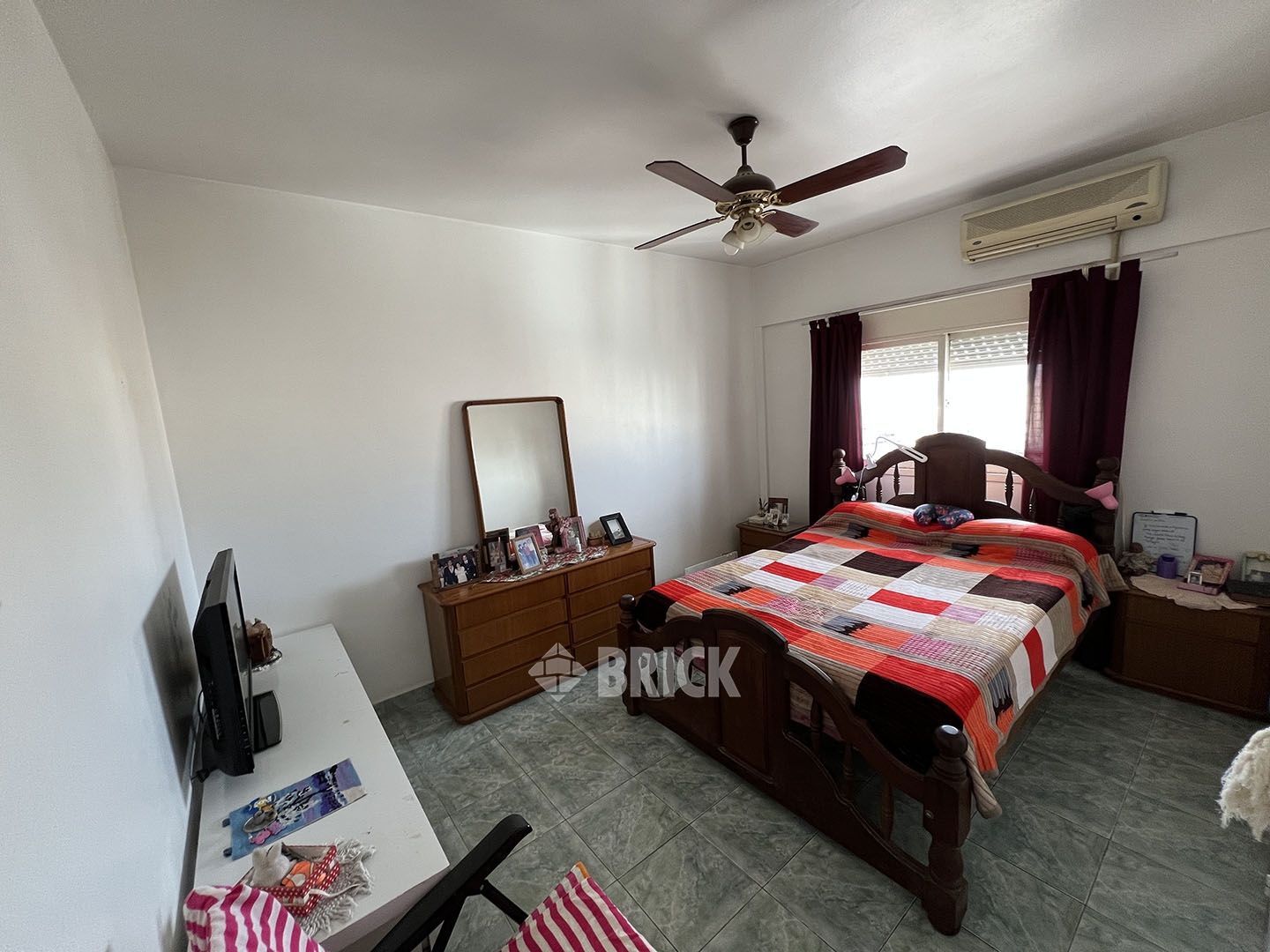 CALVO, CARLOS al 2100 Piso 14 9