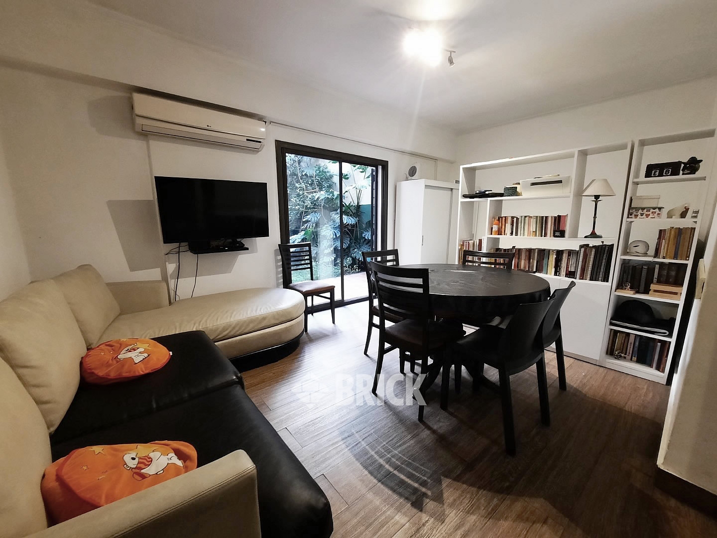 CORONEL DIAZ, AV. al 2100 Piso PB 1